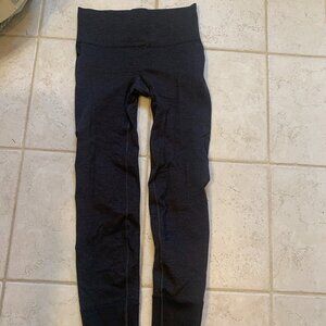 Lululemon Women's leggings black/gray'ish Size 4